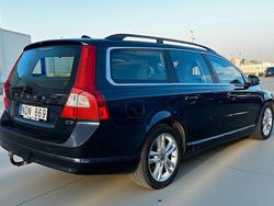 Blå (blåmetallic) Begagnad 2012 Volvo V70 Momentum Kombi | 109 900 kr (Marknadspris)