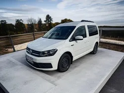Vit Begagnad 2020 VW Caddy Life Minibuss | 179 900 kr (Dyr)
