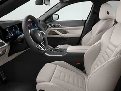 Svart (black sapphire metallic) Ny 2025 BMW i4 Comfort Edition Sedan | 732 600 kr (Bra pris)