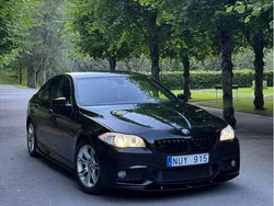 Svart Begagnad 2013 BMW 530 Sedan | 225 000 kr