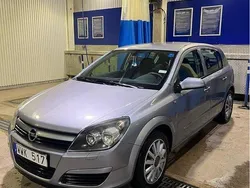 Grå Begagnad 2005 Opel Astra Halvkombi | 19 000 kr (Marknadspris)