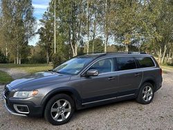 Grå Begagnad 2011 Volvo XC70 Summum Kombi | 54 900 kr (Marknadspris)