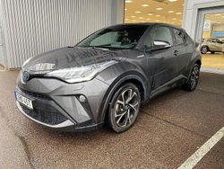 Mörkgrå Begagnad 2021 Toyota C-HR Edition SUV | 259 900 kr (Marknadspris)