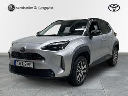 Silver Begagnad 2025 Toyota Yaris Hybrid Style SUV | 338 000 kr