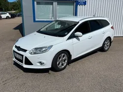 Vit Begagnad 2013 Ford Focus Titanium Kombi | 56 000 kr (Bra pris)