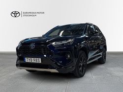 Blå Begagnad 2024 Toyota RAV4 Hybrid Style SUV | 439 900 kr (Marknadspris)