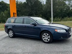 Blå Begagnad 2010 Volvo V70 Momentum Kombi | 69 800 kr (Marknadspris)