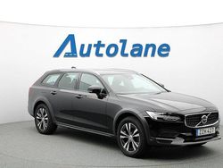 Svart Begagnad 2021 Volvo V90 CC Kombi | 309 900 kr (Marknadspris)