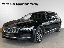 Svart Begagnad 2023 Volvo V90 Core Kombi | 419 900 kr (Superpris)