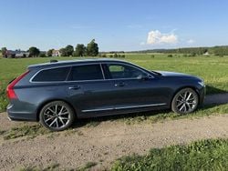 Blå Begagnad 2020 Volvo V90 Inscription Kombi | 380 000 kr (Marknadspris)