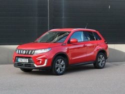 Röd Begagnad 2022 Suzuki Vitara SUV | 249 500 kr (Marknadspris)