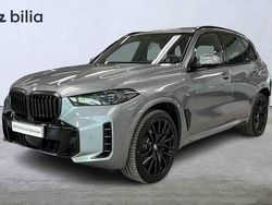 Grå Begagnad 2025 BMW X5 SUV | 1 049 900 kr