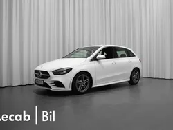 Vit Begagnad 2022 Mercedes B180 AMG Minibuss | 244 500 kr