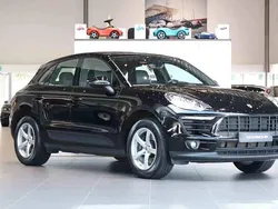 Svart Begagnad 2017 Porsche Macan SUV | 319 000 kr