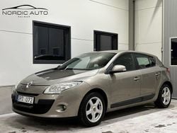 Ljusbrun Begagnad 2009 Renault Mégane III Halvkombi | 39 990 kr (Marknadspris)