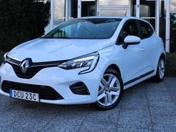 Vit Begagnad 2021 Renault Clio V Zen Halvkombi | 129 900 kr (Marknadspris)