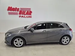 Mörkgrå (mgrå) Begagnad 2016 Mercedes A200 Halvkombi | 209 900 kr (Dyr)