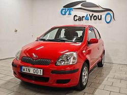 Röd Begagnad 2004 Toyota Yaris Halvkombi | 39 500 kr (Marknadspris)
