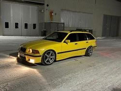 Dakar gul 2 Begagnad 1998 BMW 328 Kombi | 50 000 kr