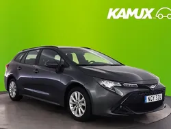 Silver/grå Begagnad 2023 Toyota Corolla Kombi | 276 800 kr