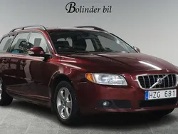 Röd Begagnad 2008 Volvo V70 Momentum Kombi | 48 900 kr (Marknadspris)