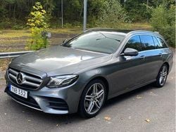 Grå Begagnad 2017 Mercedes E220 AMG line Kombi | 265 000 kr (Dyr)