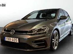 Mörkgrå Begagnad 2017 VW Golf VII R-line Halvkombi | 229 900 kr (Dyr)