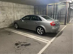 Grå Begagnad 2003 Audi A4 Comfort Sedan | 22 500 kr (Bra pris)