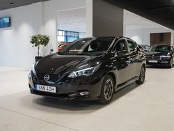 Svart Begagnad 2023 Nissan Leaf Acenta Halvkombi | 194 800 kr (Superpris)