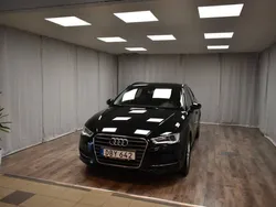 Svart Begagnad 2014 Audi A3 Sportback Proline Halvkombi | 119 900 kr (Marknadspris)