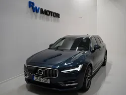 Mörkblå Begagnad 2018 Volvo V90 Inscription Kombi | 284 800 kr (Bra pris)