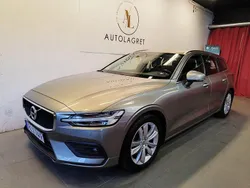 Grå Begagnad 2018 Volvo V60 Momentum Kombi | 229 800 kr (Marknadspris)