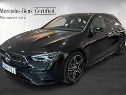 Svart Begagnad 2024 Mercedes CLA200 Shooting Brake AMG Line Premium Kombi | 389 800 kr (Marknadspris)