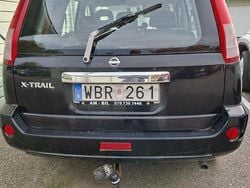 Svart Begagnad 2004 Nissan X-Trail SUV | 5 000 kr (Superpris)