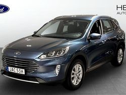 Blå (blue) Begagnad 2022 Ford Kuga Titanium SUV | 259 900 kr (Marknadspris)