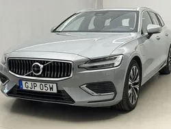 Grå Begagnad 2024 Volvo V60 Core Kombi | 409 900 kr (Lite dyr)