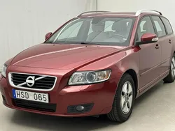 Mörkröd Begagnad 2011 Volvo V50 Summum Kombi | 35 000 kr (Superpris)