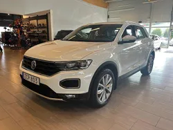 Vit Begagnad 2017 VW T-Roc SUV | 168 000 kr (Marknadspris)