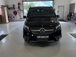 Svart Begagnad 2021 Mercedes V300 AMG Minibuss | 610 000 kr (Bra pris)