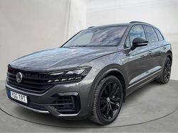 Grå Begagnad 2020 VW Touareg R-line SUV | 420 000 kr