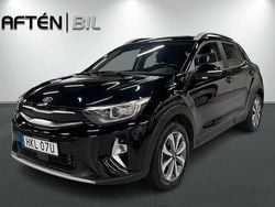 Svart (aurora black pearl metallic) Begagnad 2020 Kia Stonic Advance SUV | 189 800 kr (Marknadspris)