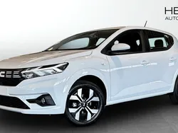 Vit (white) Ny 2025 Dacia Sandero Expression Halvkombi | 219 900 kr (Marknadspris)
