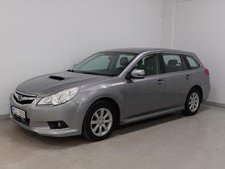 Silver Begagnad 2011 Subaru Legacy Kombi | 55 900 kr (Marknadspris)