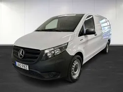 Vit Begagnad 2023 Mercedes e-Vito Minibuss | 379 000 kr (Superpris)