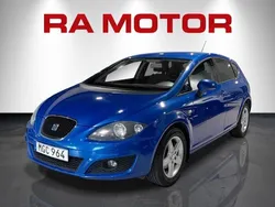 Mörkblå Begagnad 2011 Seat Leon Reference Halvkombi | 58 900 kr (Marknadspris)