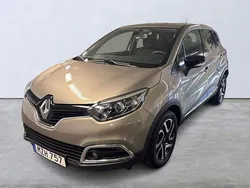 Ljusbrun (brun) Begagnad 2016 Renault Captur Dynamique SUV | 135 000 kr (Marknadspris)