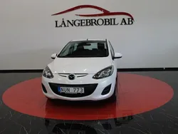 Vit Begagnad 2011 Mazda 2 Halvkombi | 59 900 kr (Marknadspris)