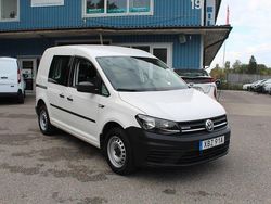 Vit Begagnad 2020 VW Caddy Minibuss | 129 000 kr
