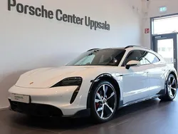 Vit Begagnad 2021 Porsche Taycan 4S Cross Turismo Sedan | 855 000 kr (Marknadspris)