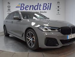 Grå Begagnad 2022 BMW 530 M Sport Kombi | 404 500 kr